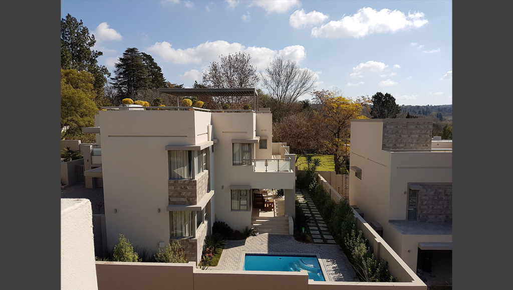 La Colline Project 11